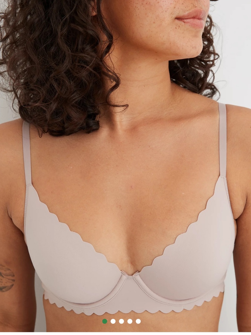 Aerie Real Me Full Coverage
Unlined scalloped star print Bra nude beige 36A